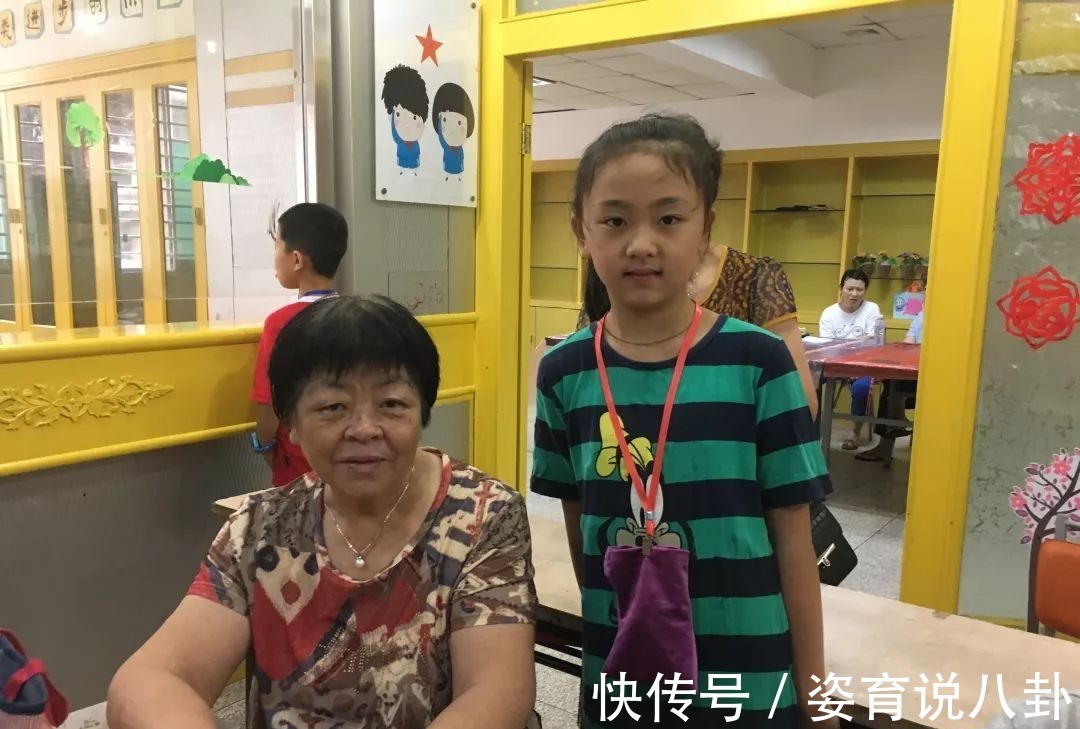 老人|越来越多的姥姥上阵带娃,是因为这三个“断层优势”,奶奶不具备