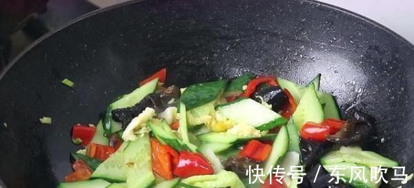 干木耳|一根黄瓜,三个鸡蛋,教你一个百吃不厌的做法,比大鱼大肉都好吃