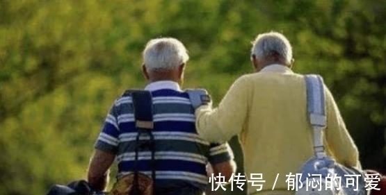 睡眠质量|老得慢的男性,通常会有这4个好习惯,若您能做到,值得高兴