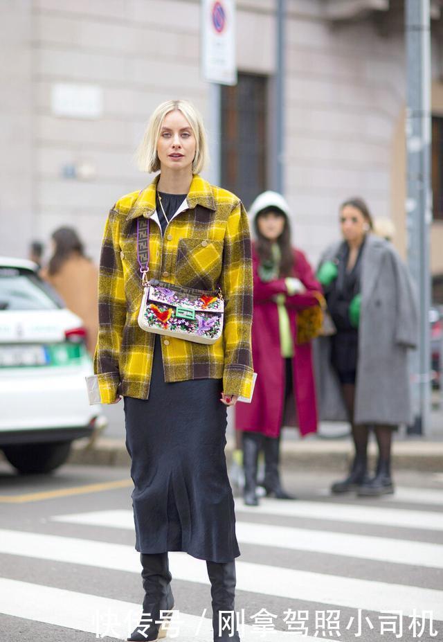 长外套该让位了,今年流行“短三寸”外套,换季穿得又美又有范儿