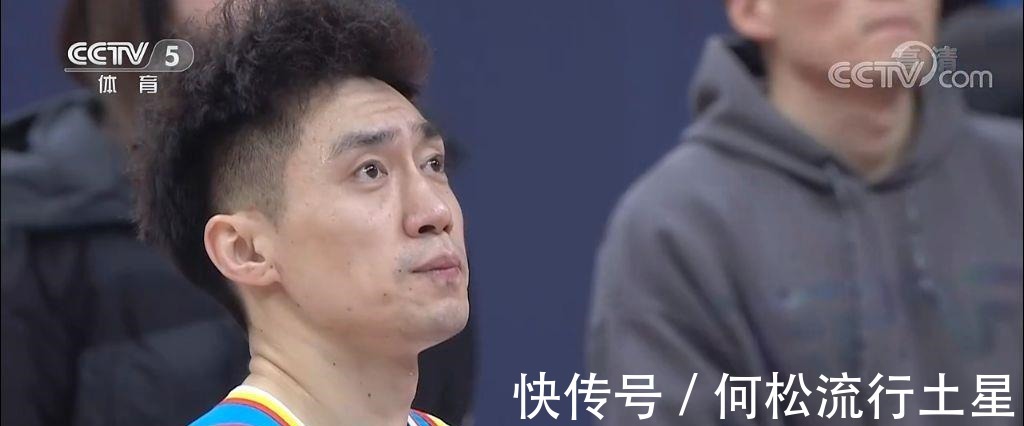 李原宇|张骋宇威尔斯发威,摩尔特里率队紧追,青岛男篮63-52新疆队