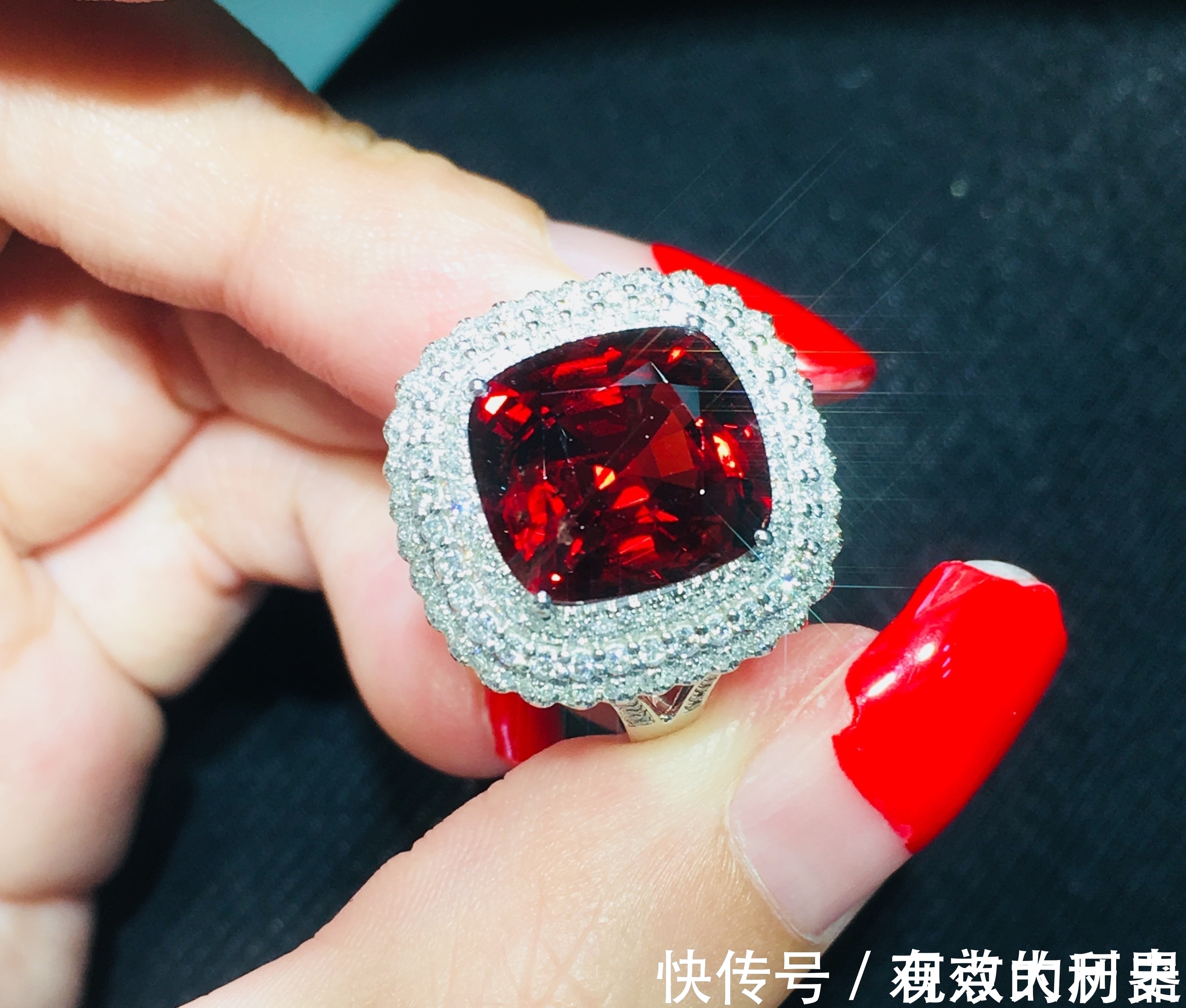 消费者 珠宝定制的这些好处你都知道吗?听说80%的人都不知道