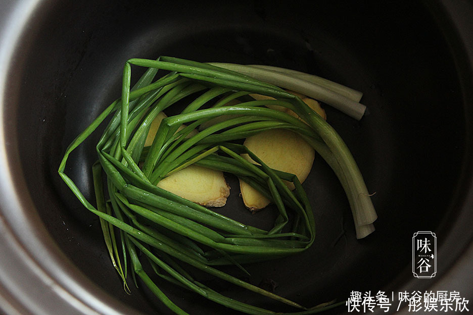 年夜饭少不了此道硬菜，寓意吉祥，咬一口满嘴香，贵点也要吃