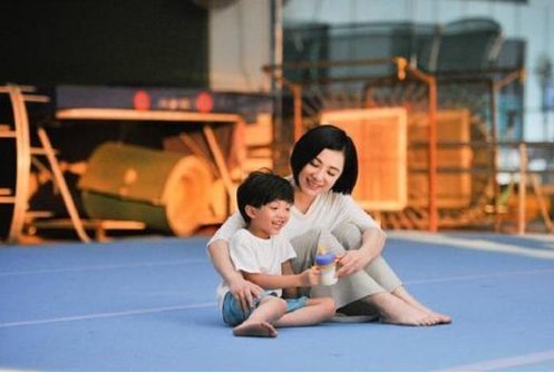 玩具|这两件事上,父母要教会孩子自私,装大方只会耽误孩子