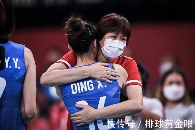夺金|前国手心疼中国女排!若郎平提前变阵,李盈莹张常宁组合或可夺金