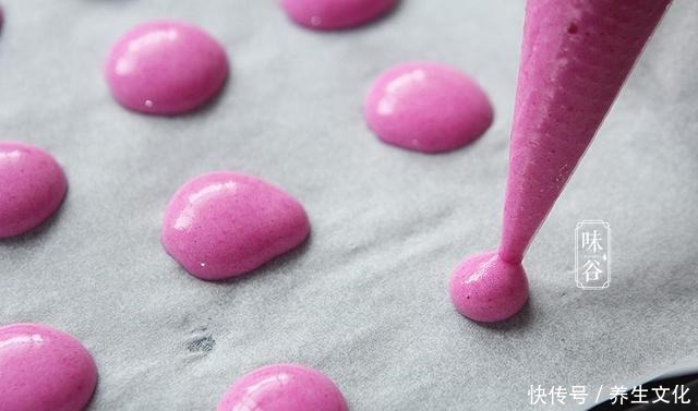  儿童节到了，给孩子做这零食，入口即化，好看又好吃，健康无添加