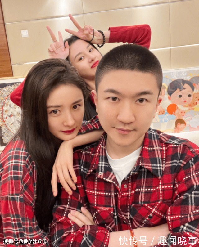 5个艺人新年晒房子!黄奕在别墅炒米糕,吴尊一家在上海租房过年