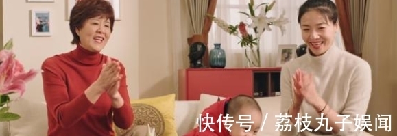 魏秋月|郎平喜当姥姥!新年迎爱徒魏秋月做客,郎指导开心喂1岁孙子吃饭