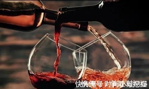 女人|显年轻的女人,多半爱吃这5种食物,看看有你爱吃的吗?