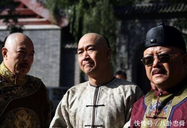 纪晓岚#老樵夫出上联:王不点头难做主,难倒纪晓岚,网友的下联非常经典