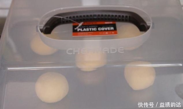 甜甜圈别再买,五勺面粉两颗鸡蛋,做着比麻花简单,比油条好吃