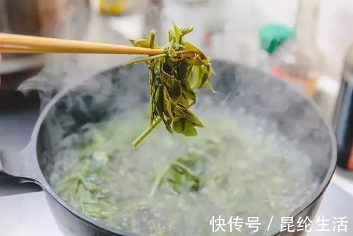 黄花菜|吃前必须焯水的4种食物，并非为了口感，而是为了你和家人的健康