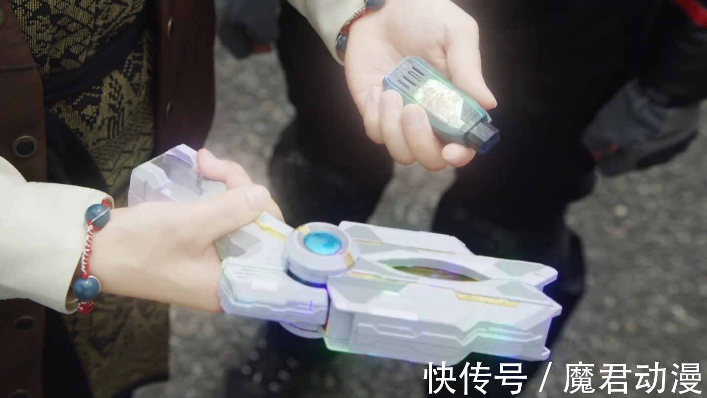 黑暗奥特曼|特利迦奥特曼一分为二,伊格尼斯成最大赢家,他的命比伽古拉好