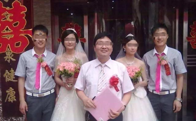 孩子|一对双胞胎娶一对双胞胎，两对孩子出生后，家人们都坐不住了