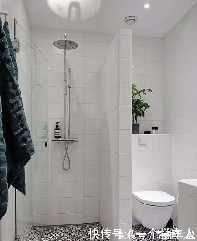 防水条|卫生间隔断，除了玻璃和浴帘，还可以装这种，安全美观又不占地方！