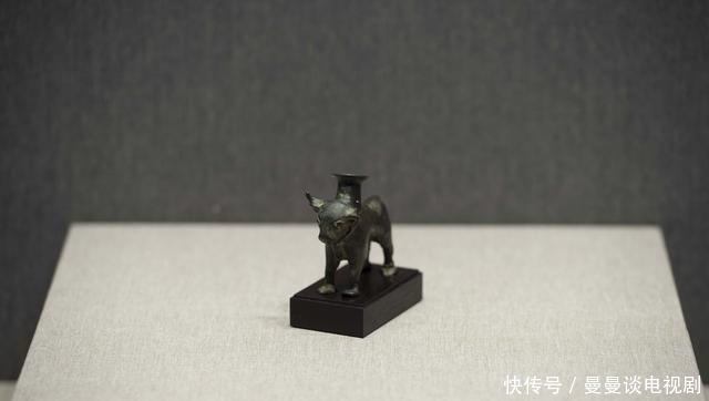  万年前|一万年前的美女长什么样？竟被一块石头如实刻画，令人不忍直视