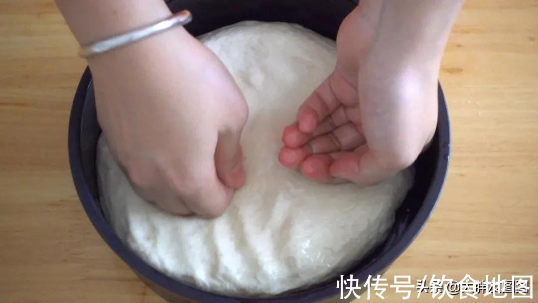 为什么我没早点发现这个食谱!早餐饼这样做绝了,蓬松柔软