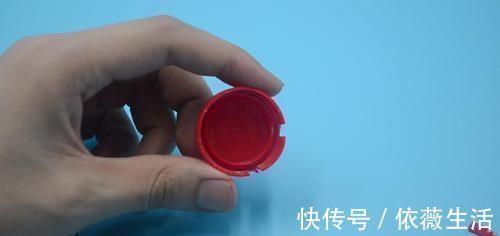 钥匙|出门总是忘记带钥匙，只需一个塑料瓶盖，轻松解决大烦恼，学学吧
