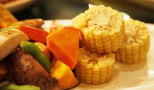 降糖|56岁女子空腹血糖11.0，每天吃“玉米”降糖，后来她怎么样了