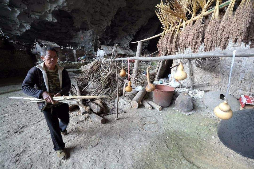 与世隔绝|中国最后的穴居部落，与世隔绝300年73人共居一洞，如同世外桃源