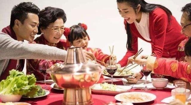 礼仪|长大后没出息的孩子,吃饭大多有“3种表现”,每一种都让人反感