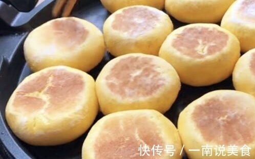 一块南瓜，一碗面粉，做南瓜饼，比馒头香，比面包软，好吃不上火