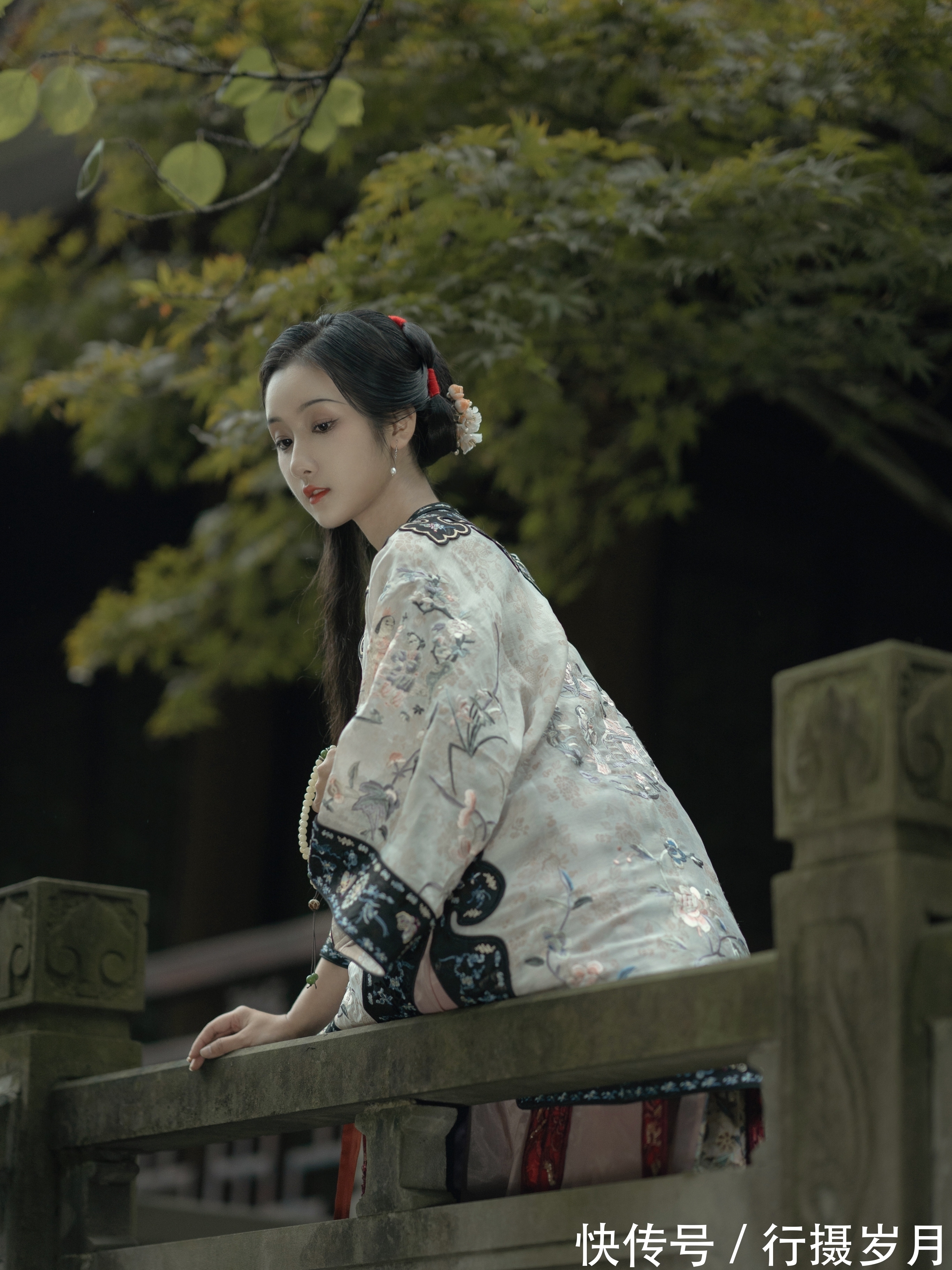 红尘梦@一缕相思一缕愁,寒烟锁翠楼