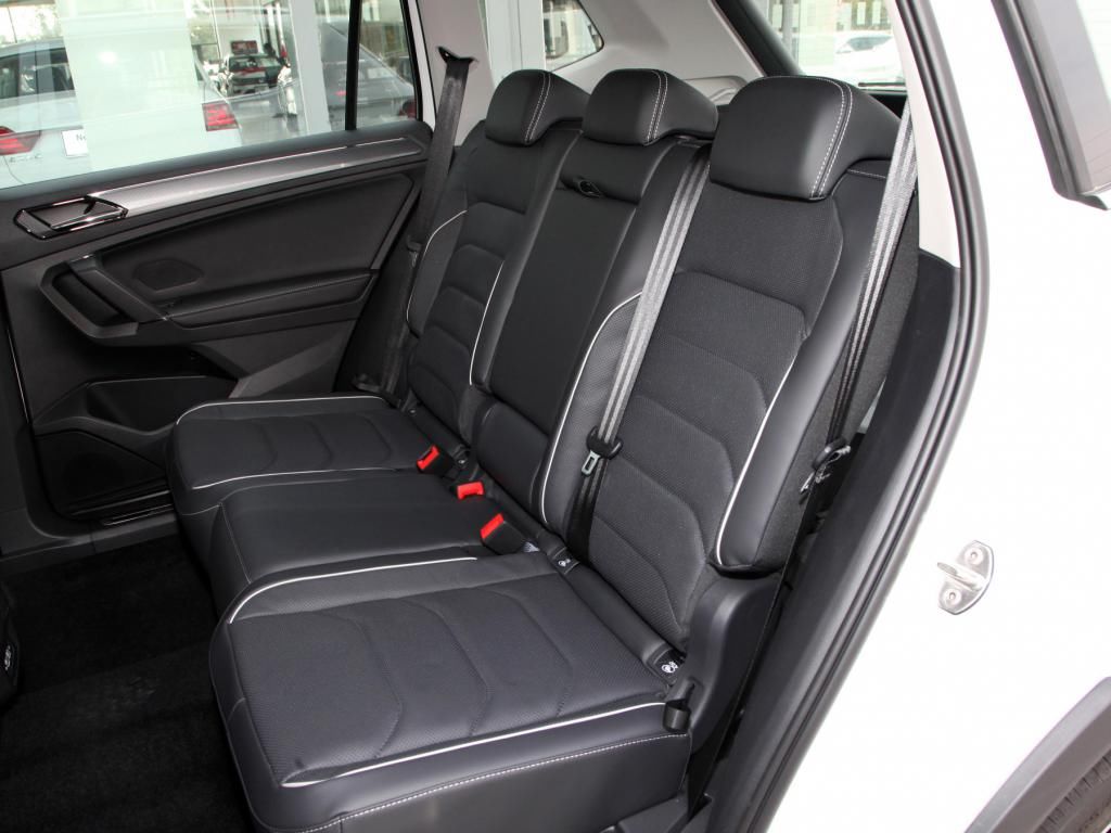 总算|大众总算听劝了,全新SUV改款而来,比Q5L还帅,轴距近2米8配四驱