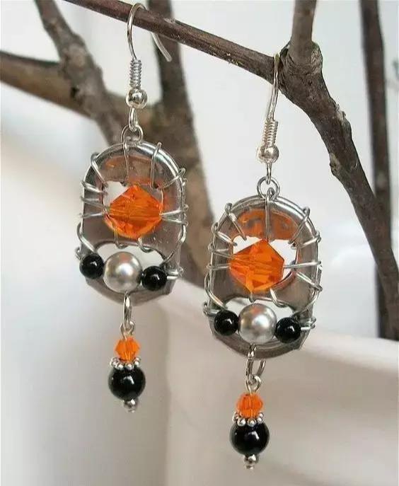 易拉罐喝完别扔，把环收集，简单的改一改，可做出很多妙用作品