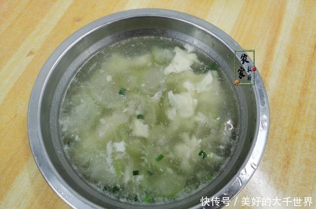 老父亲做的晚餐,饭菜一上桌,在朋友圈火了,网友满满的父爱!
