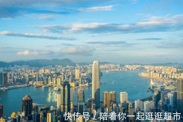 铜锣湾|梁安琪3.8亿买了间铺子,过去月租150万,如今降到90万的租不出去