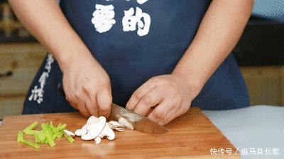 懒人|快手懒人餐,简单一炒,又香又管饱