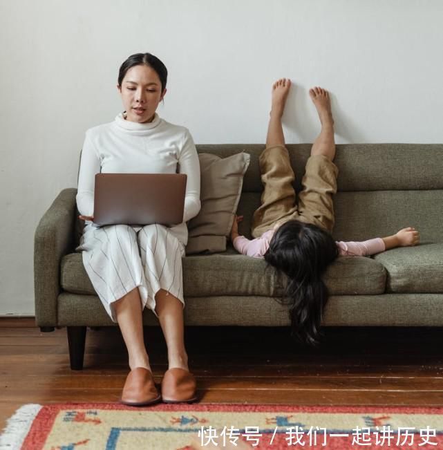 大长腿|女孩第一次来“例假”,若不早于这个年龄,将来大长腿“没跑了”