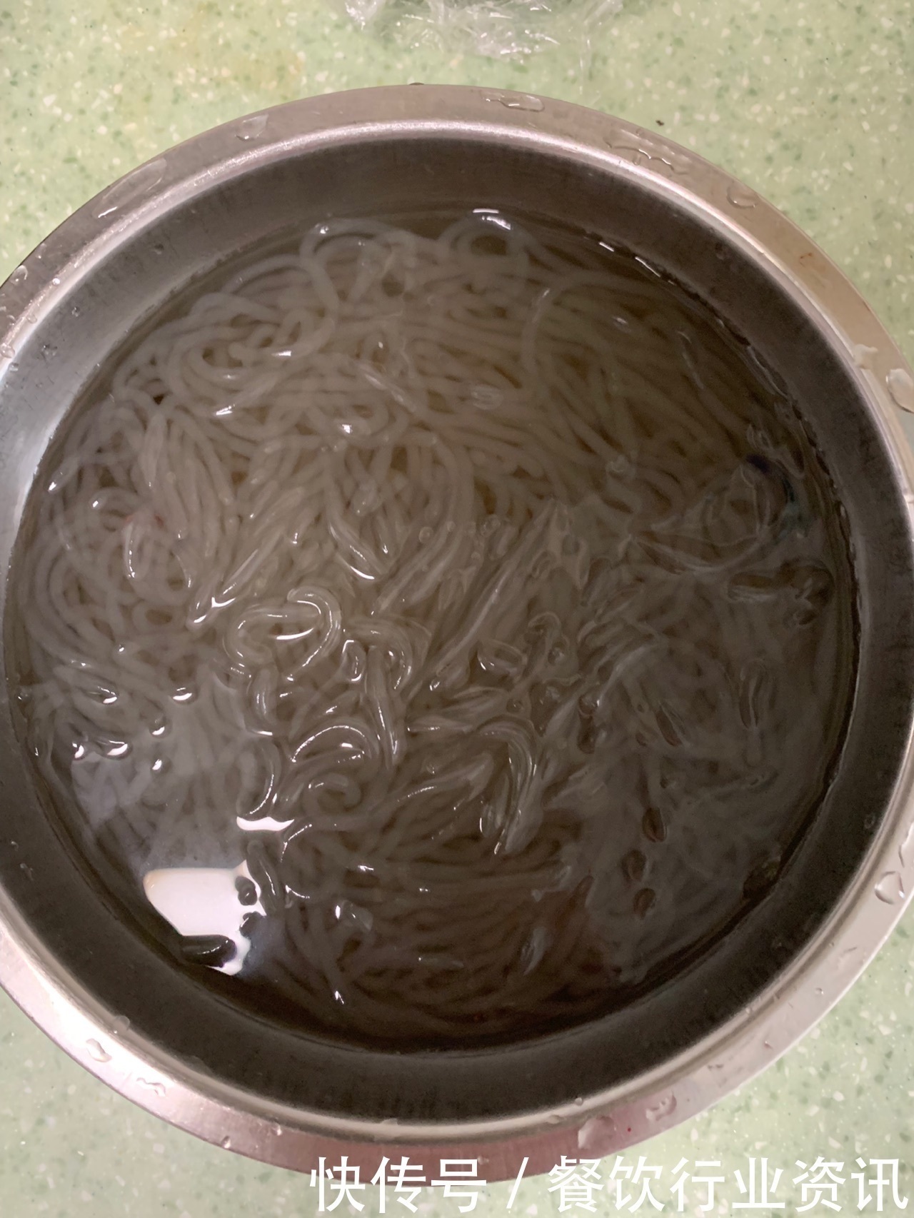 粉条|正宗东北名菜,五花肉白菜炖粉条,还不会的小伙伴们快收藏起来!