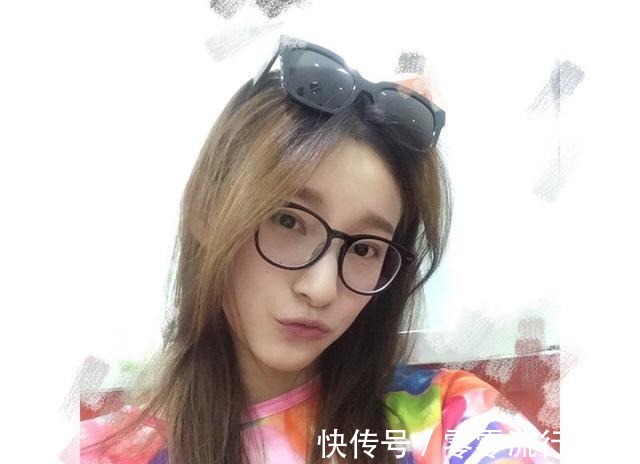 还记得马凡舒初登CCTV5时这组宣传照吗天下足球男主持评价4个字