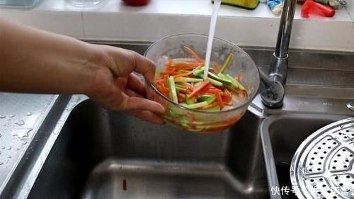 夏天|肥胖最怕这蔬菜,每天吃一盘,轻松减掉大肚腩,瘦出小蛮腰