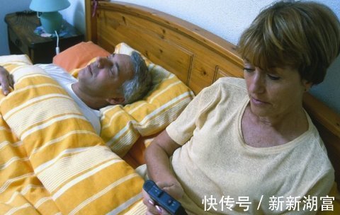 调理|怎么改善更年期失眠？医生教你从4方面调理