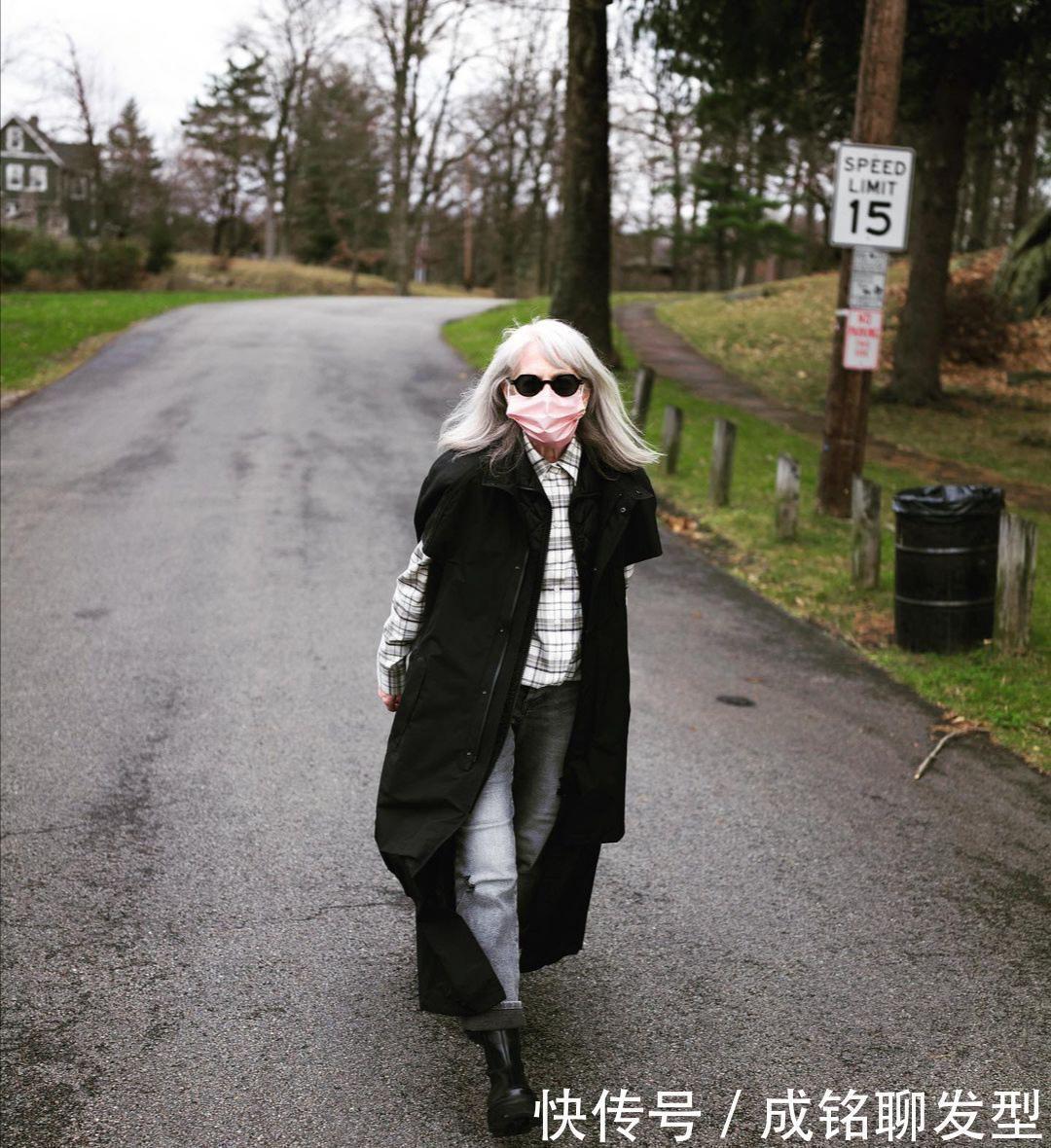 色彩|爱美是不分年龄,六旬奶奶也可以穿出潮范来,时尚感拿捏得妥妥滴