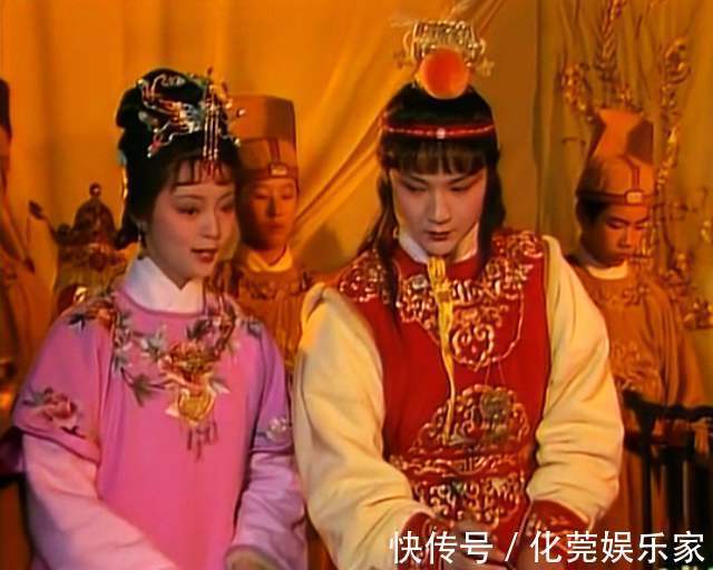 成婚&黛玉去世之后,贾宝玉为何没有立即出家,而是和宝钗成婚之后