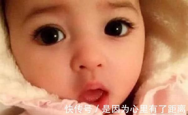 单眼皮|儿子出生没几天,宝妈发现宝宝就“没睁过眼”