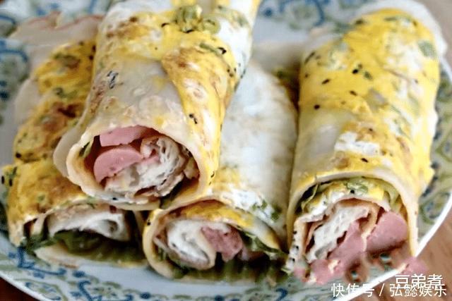 想吃煎饼果子别再出去买了,教你在家做,手不沾面,暄软又好吃