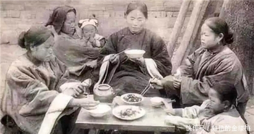 地主家|晚清富人的真实生活:地主家吃饭仅两个菜,地主婆出门被乞丐围堵