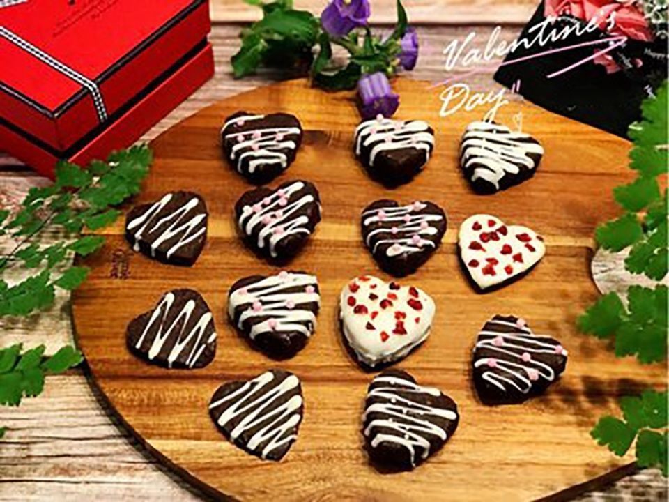 用油|巧克力饼干别再买着吃了,不用水不用油,而且不用烤,在家就能做