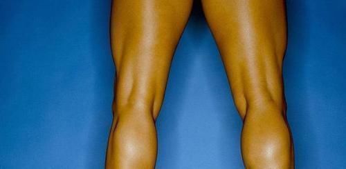 拉伸|肌肉腿如何有效瘦下来呢？坚持这组动作，改善个人腿型