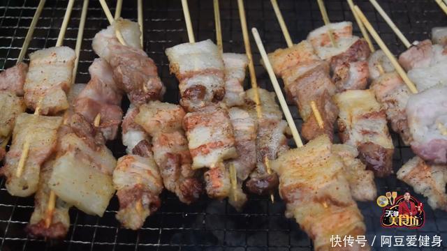 做法|五花肉别再红烧了,不蒸不煮不红烧,做法简单,上桌瞬间被扫光!