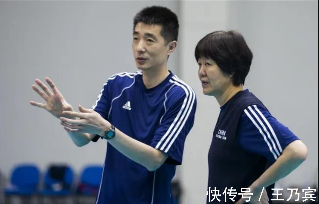 郎平|中国女排最新消息:朱婷手腕手术再次推迟!去美国的航班取消了