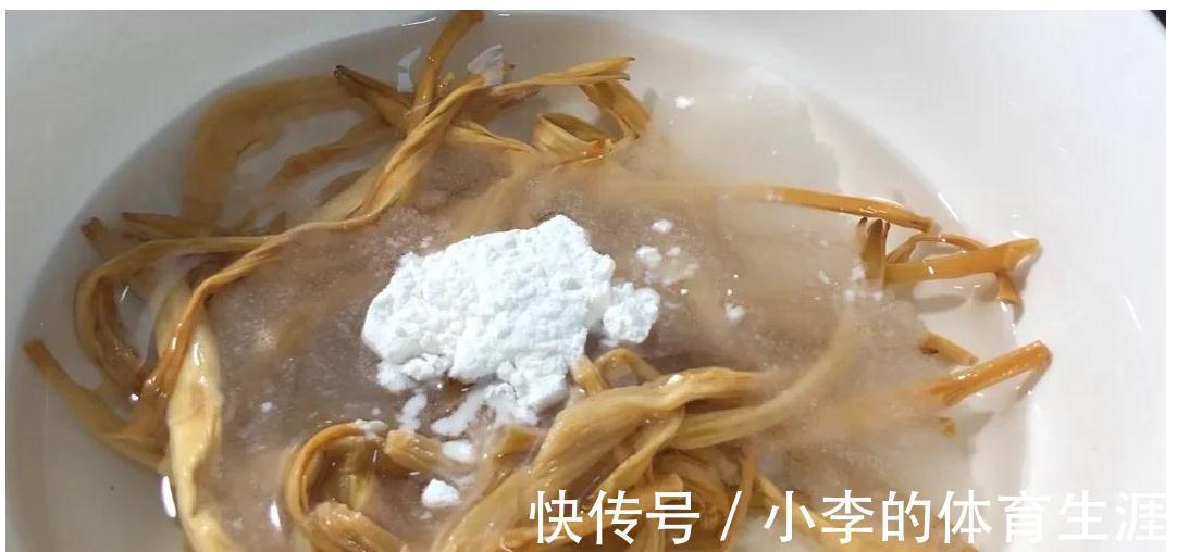 黄花菜|孩子容易烦躁爱发脾气，多炖这道汤给他喝，清心除烦，清润好喝