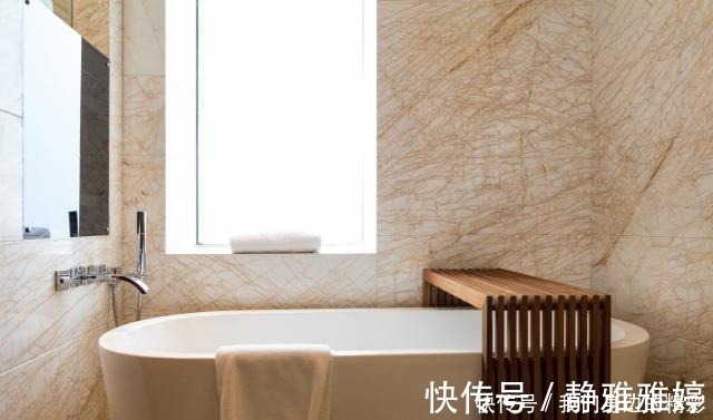 室内装修|原来淋浴房坐着洗澡才最棒，以后就要这样装了，后悔知道晚了！