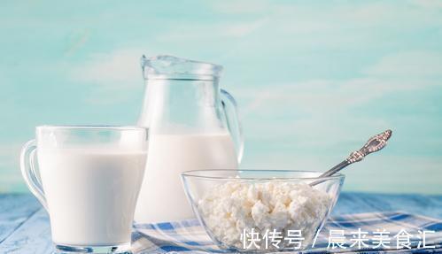 早餐|血脂高不能喝牛奶?医生:少吃2种早餐,或有益血管健康