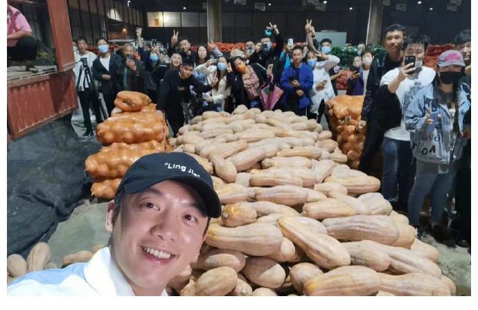 跑男團|跑男團學開挖掘機，又助農賣菜，《奔跑吧》越來越接地氣了！